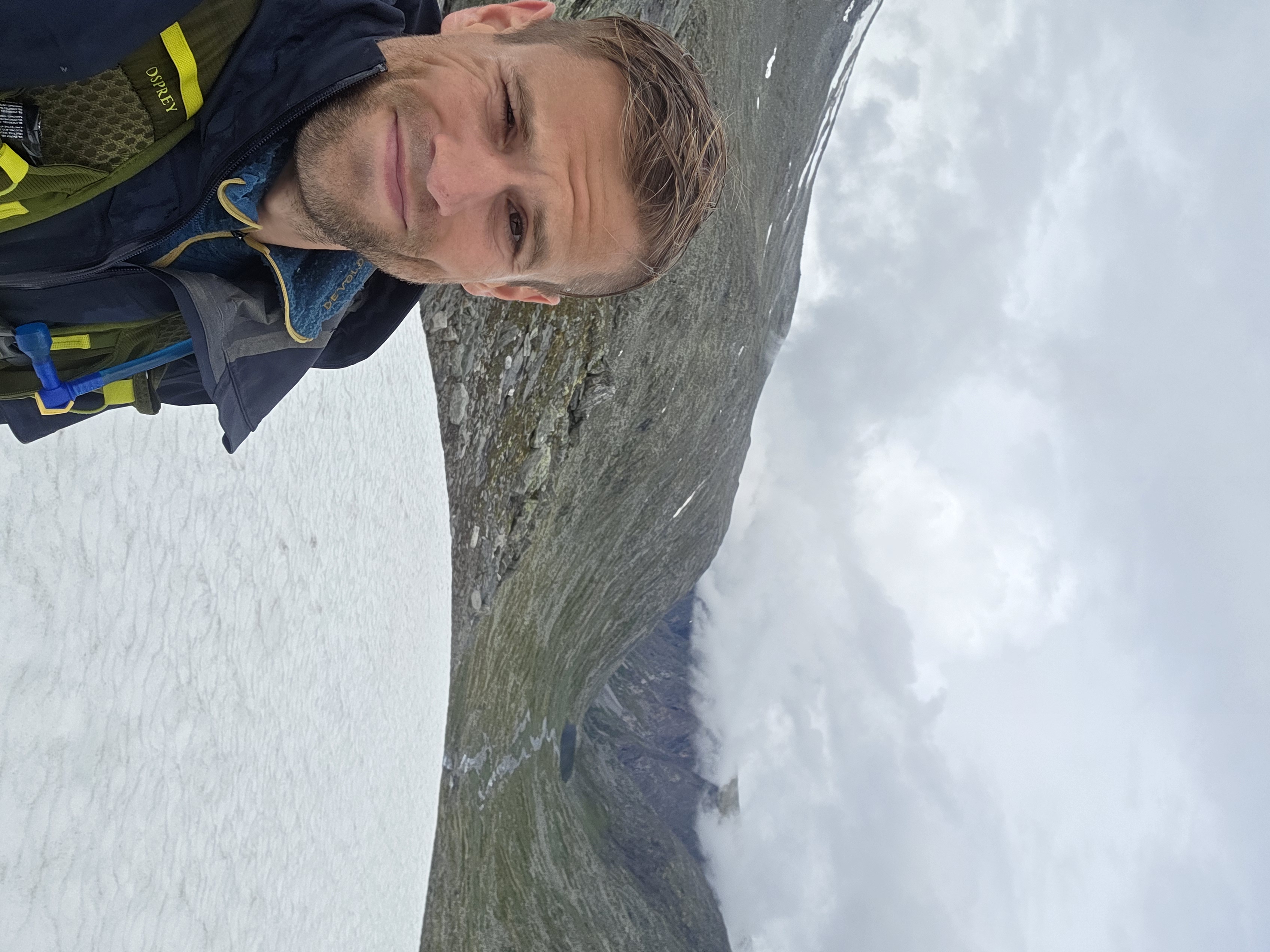 Mats Flaaten på fjelltur i norsk høyfjell